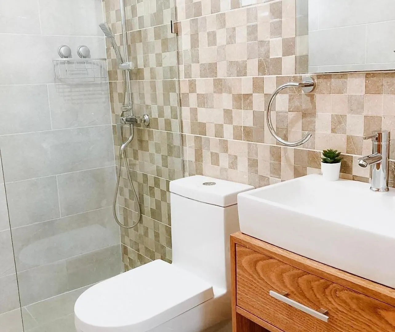 Luxe Living Spacious Retreat Torre Real II Santiago De Los Caballeros 0*,